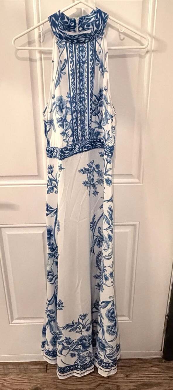 Shein Halter Neck Sleeveless Jumpsuit Medium White Blue Floral Chinoiserie